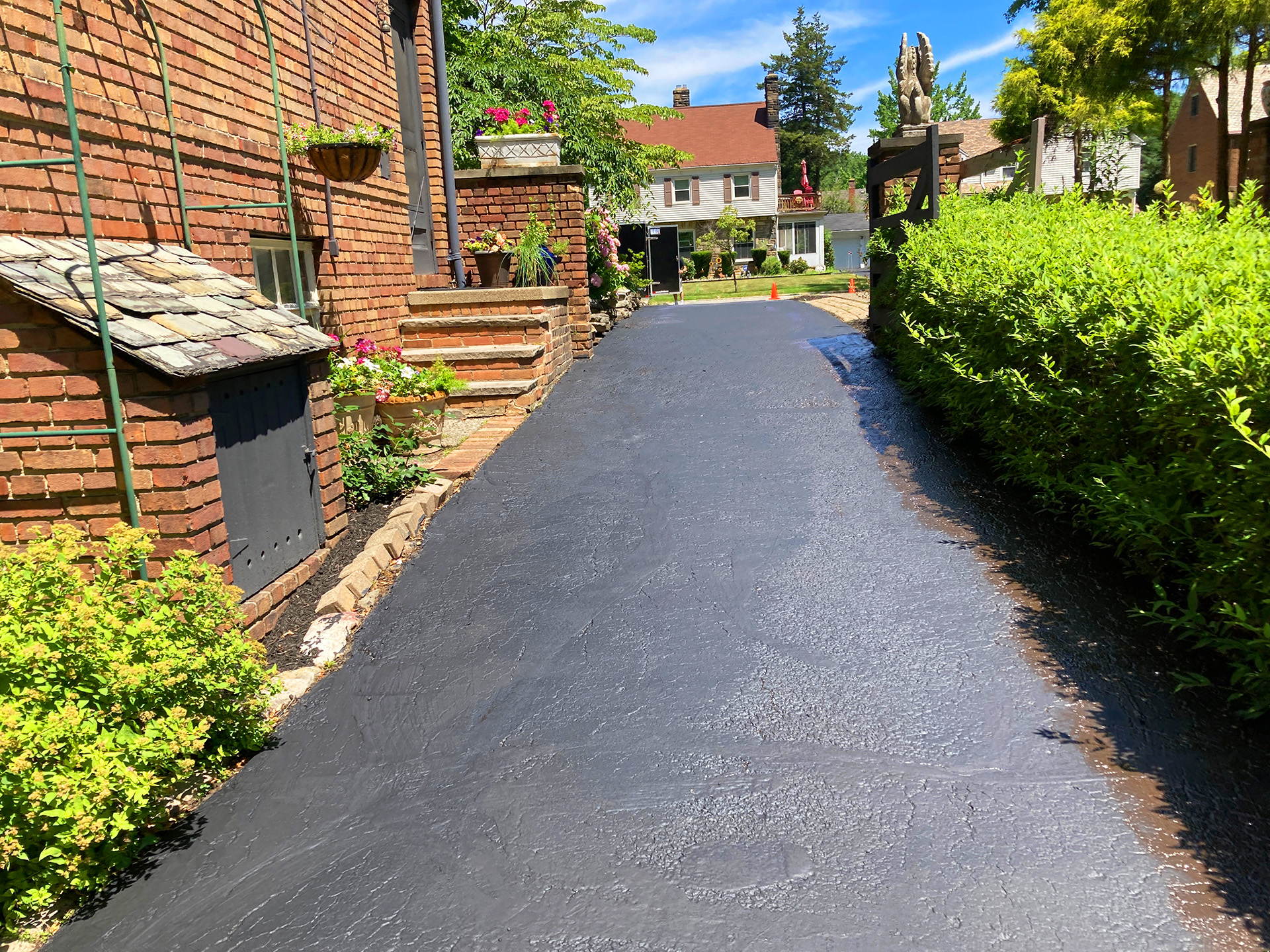 Asphalt Driveway Sealing Preparation - Pothole Nerds