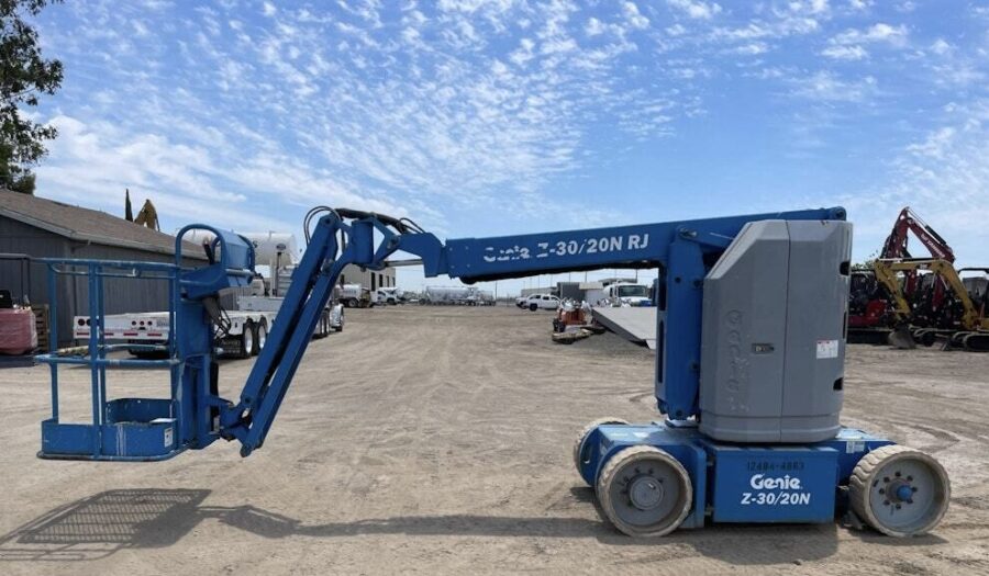 2016 Genie Z30/20N-RJ - Image 3