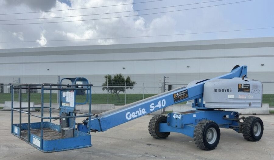 2017 Genie S-40 - Image 3