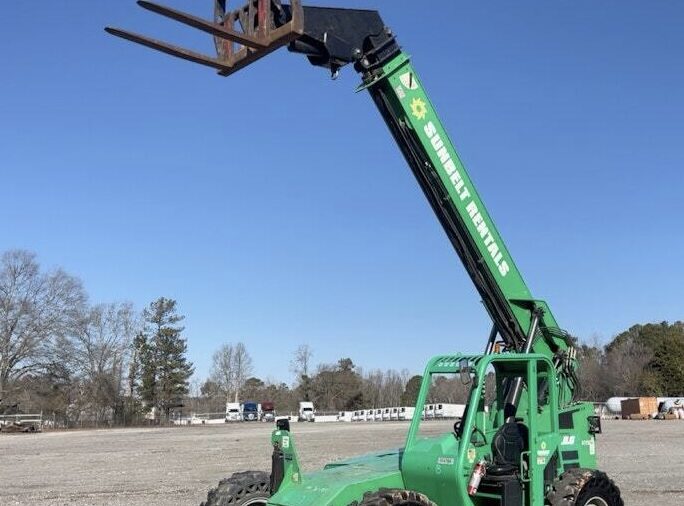 2017 Skytrak 8042 Telehandler