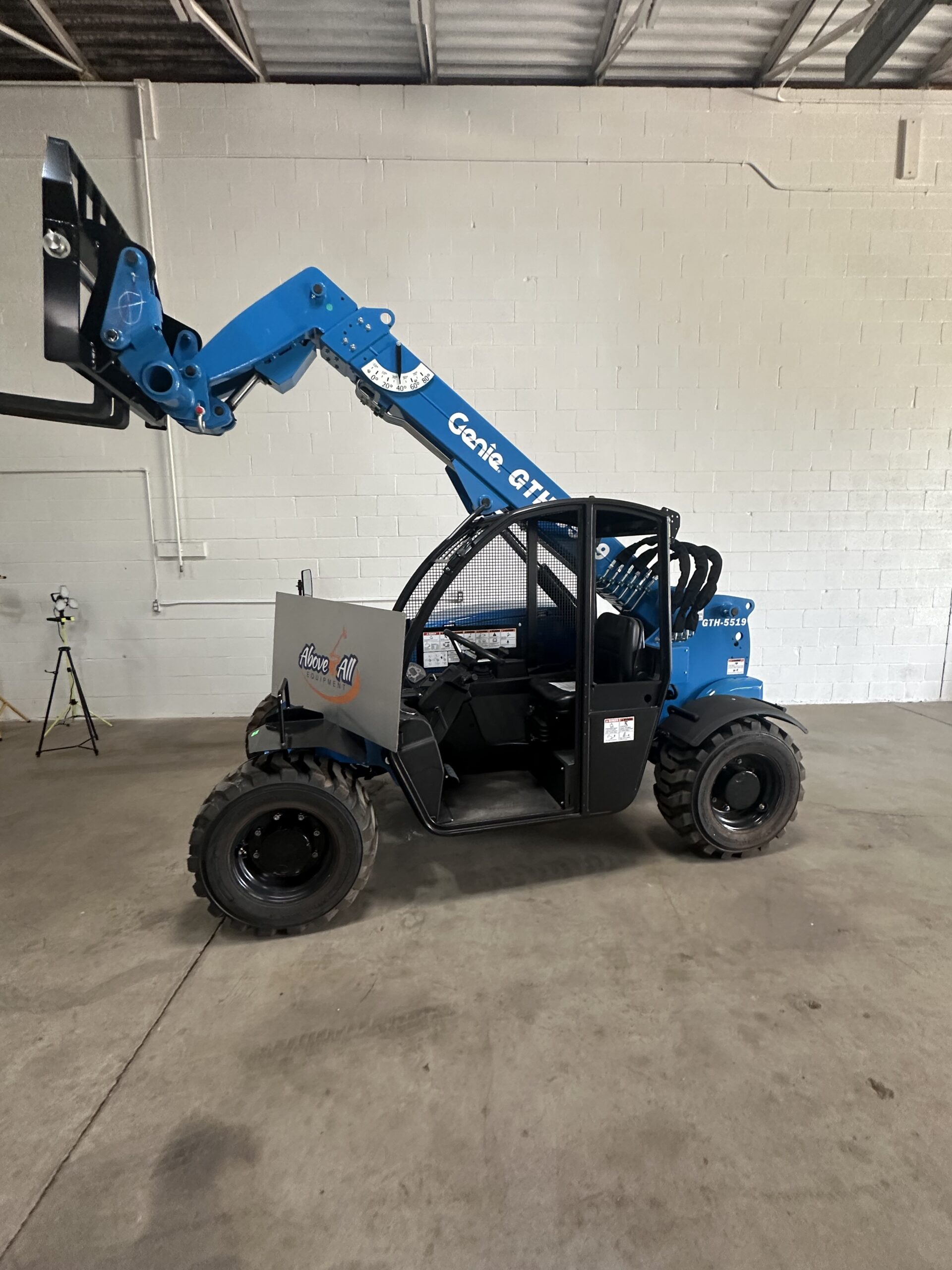 NEW 2025 Genie GTH-5519 - Image 3