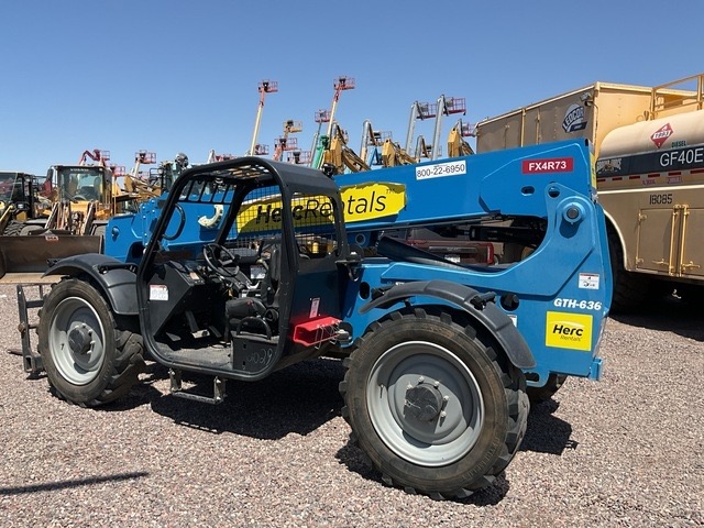 2016 Genie GTH-844 Telehandler - Image 2