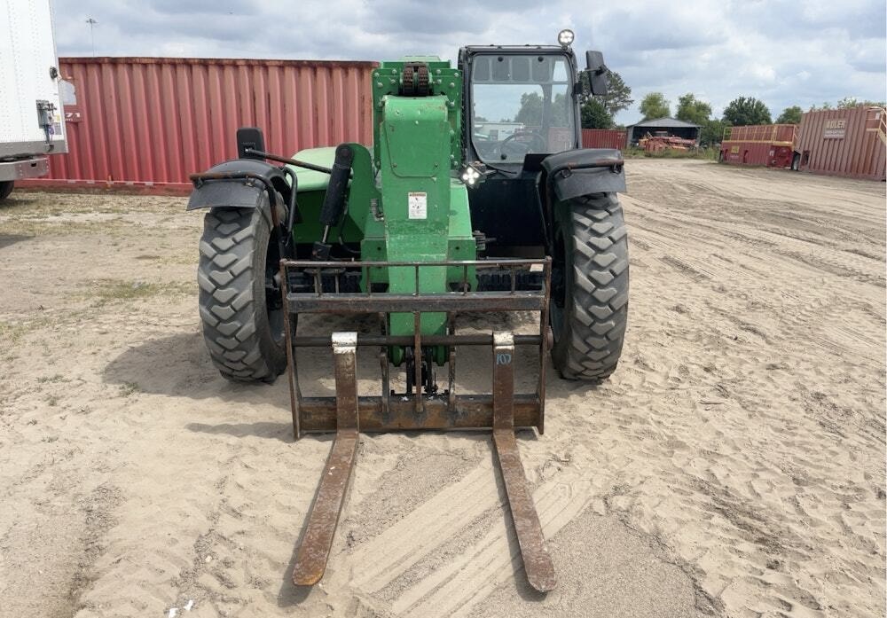 2016 Genie GTH-636 - Image 9