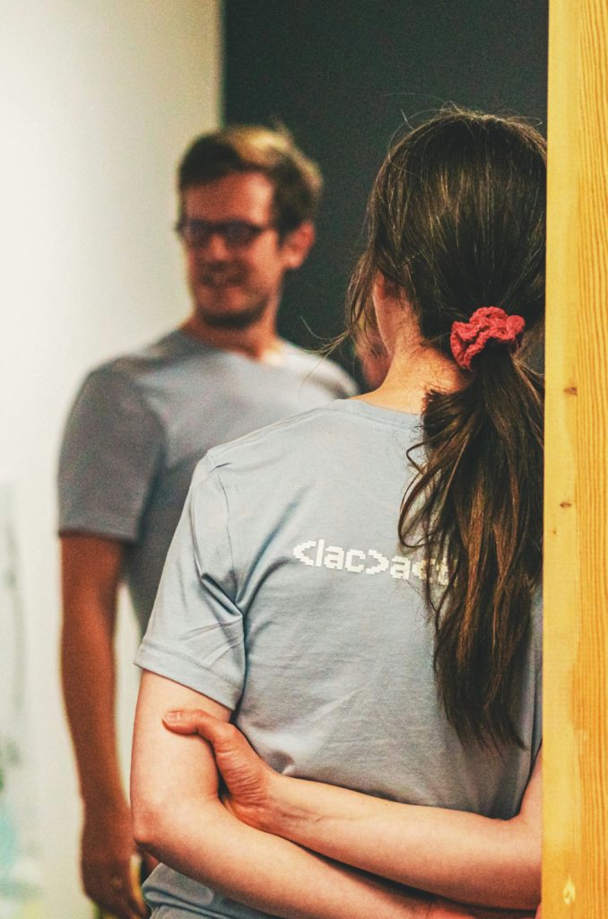 photo-1759884247387-a5d791ffb2bc