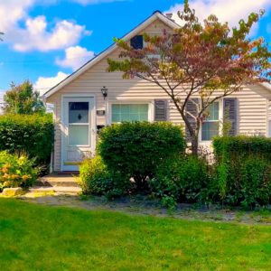 1516 Mayfield Heights