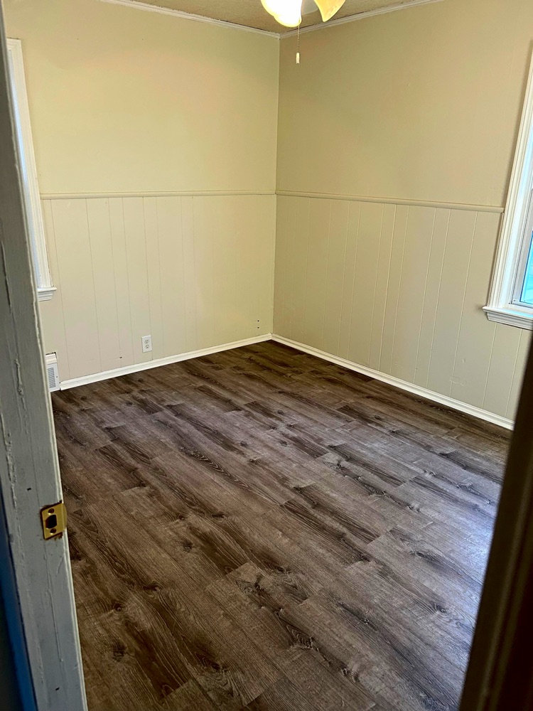 1379 Lander - Image 14