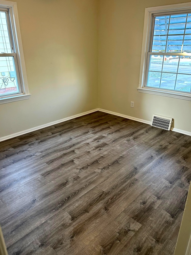 1379 Lander - Image 15