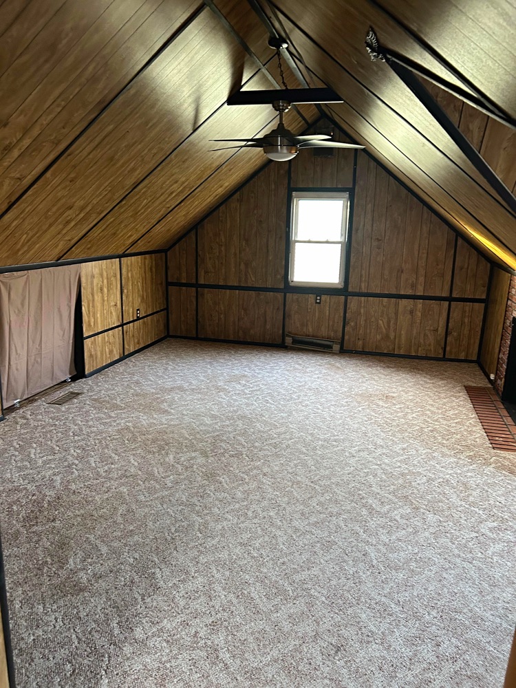 1379 Lander - Image 4