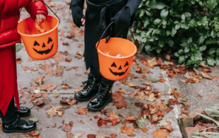 how to have a healthy halloween